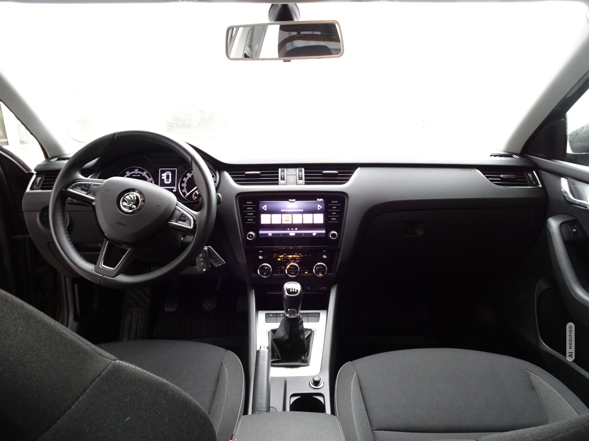 Skoda Octavia 1.4 TSI Combi FACELIFT ALU CLIMATRONIC PDC TEMPOMAT
