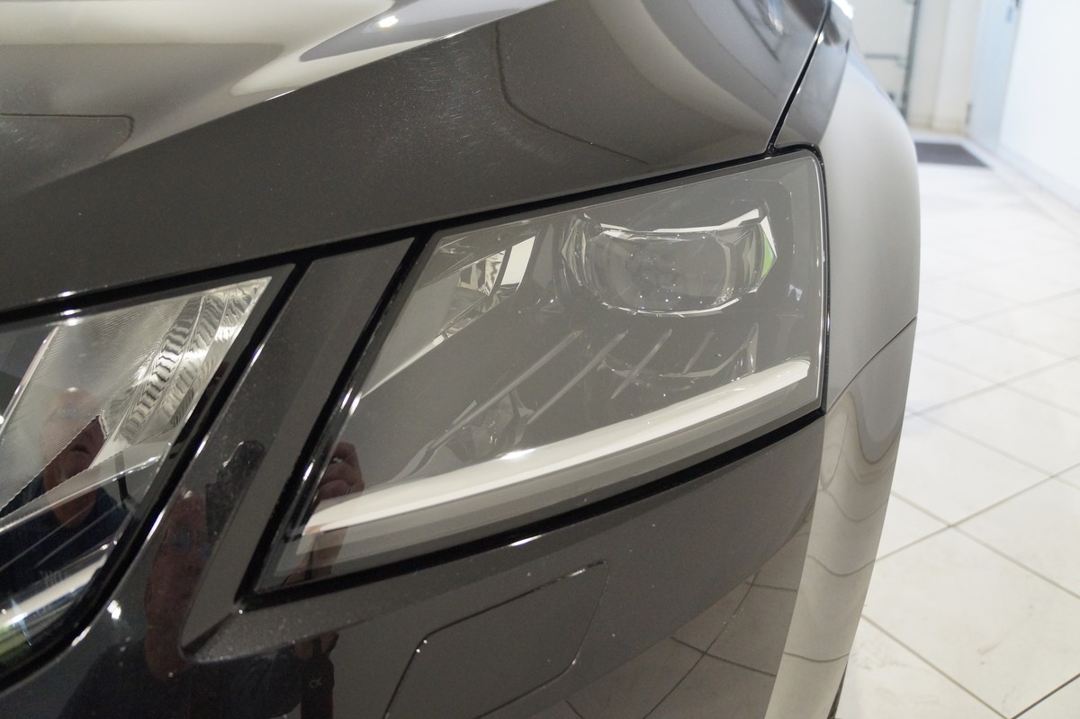 Skoda Octavia Combi 1.8TSI Style DSG LED SHZ PDC