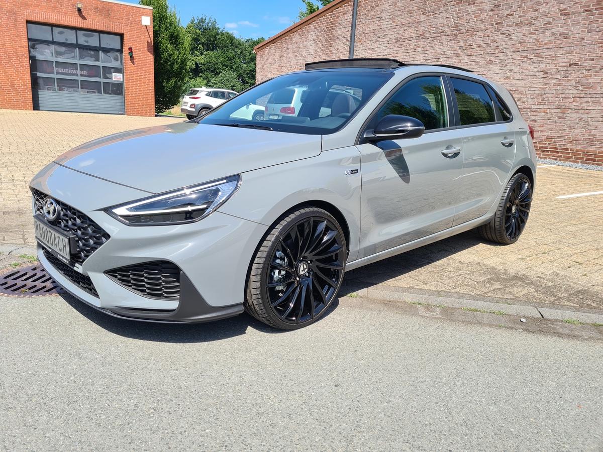 Hyundai i30 1,5T MHY N-Line Limo Pano 10,25 Navi