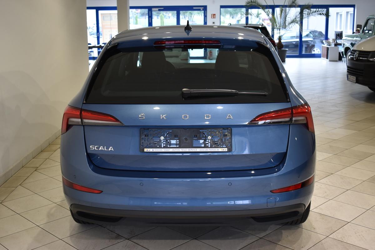 Skoda Scala 1.5TSI Ambition LED SHZ PDC
