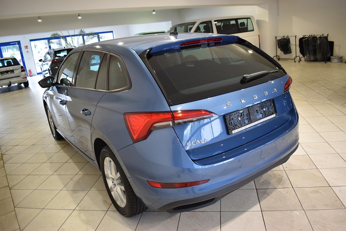 Skoda Scala 1.5TSI Ambition LED SHZ PDC
