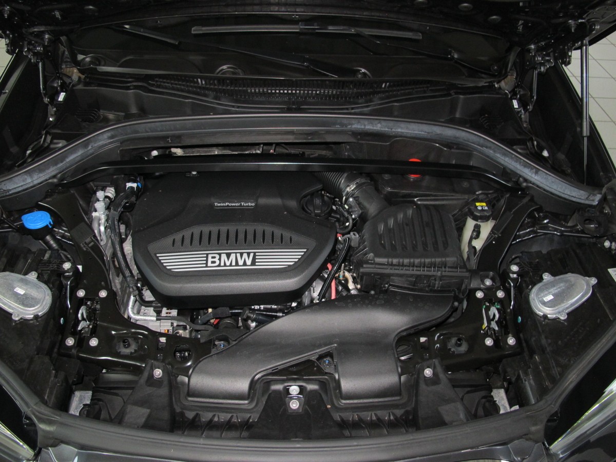 BMW X1 X-Drive 18d LED MFL Navi. PDC v+h