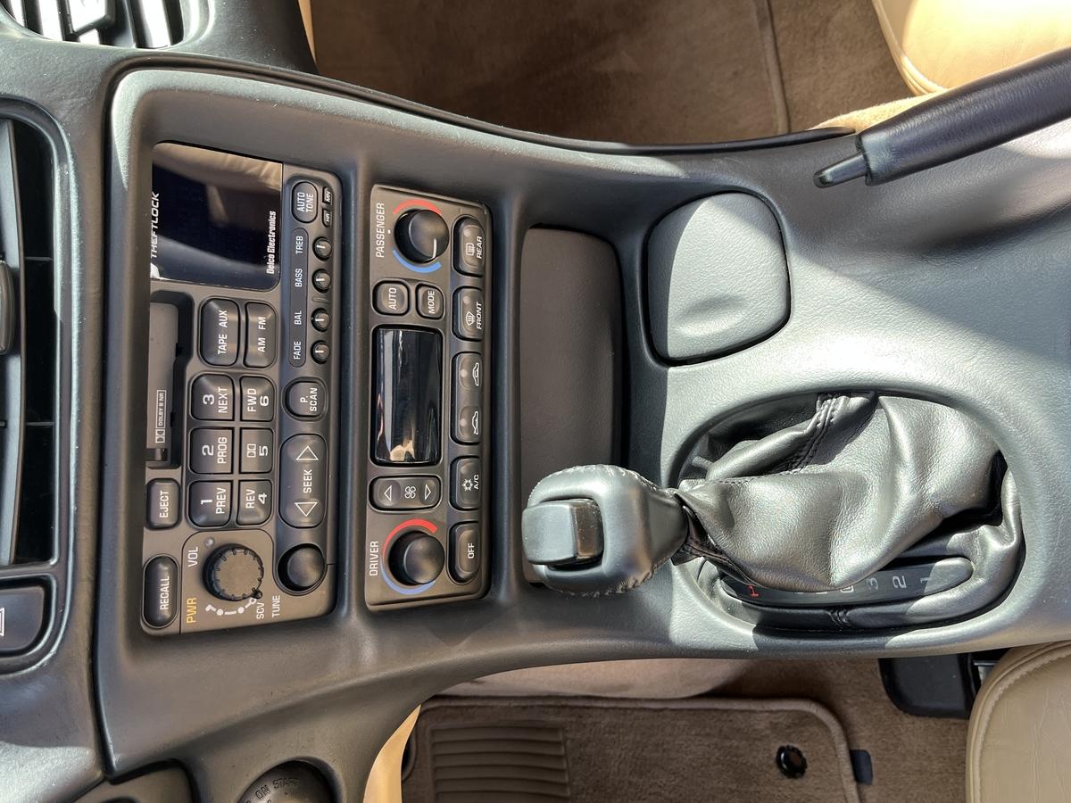 Corvette C5  50th Anniversary 5.7L V8 