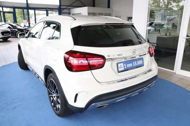 Mercedes-Benz GLA 180 Edition AMG Aut. NAVI LED SHZG Kamera