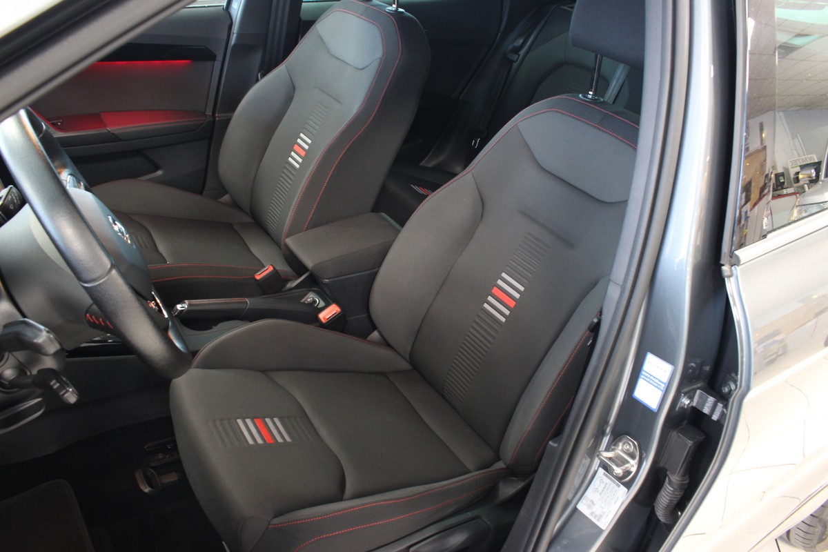Seat Arona 1.5 TSI FR NAV.LED.PDC+.TEMPOMAT.