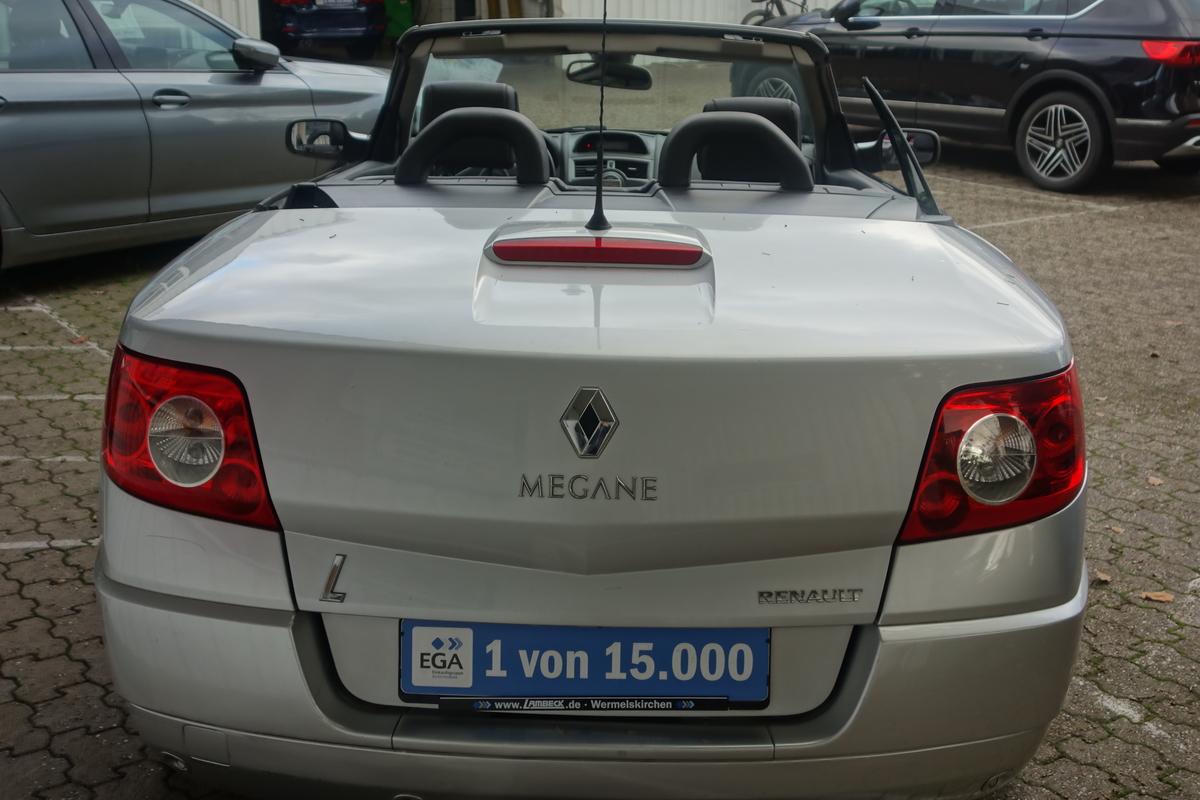 Renault Megane 1,9 dCi FAP CC KLIMA ALU LEDER PDC SHZ AHK 