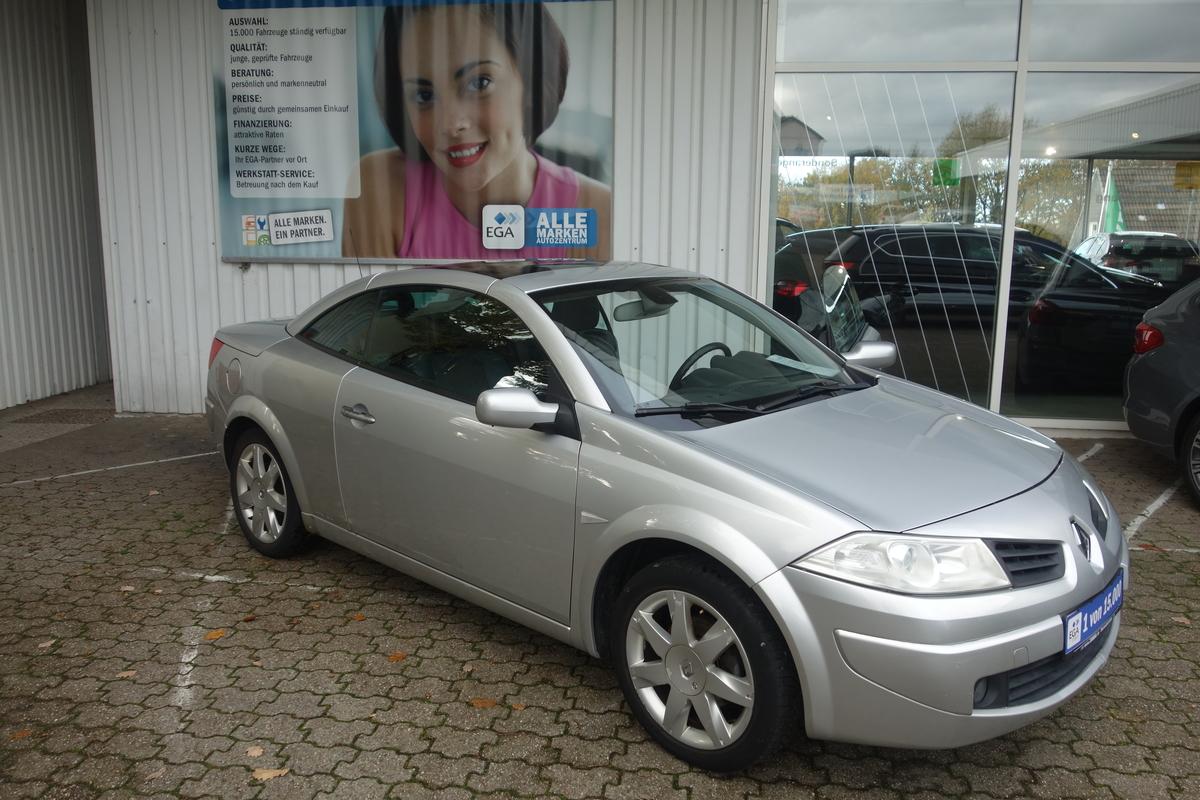 Renault Megane 1,9 dCi FAP CC KLIMA ALU LEDER PDC SHZ AHK 