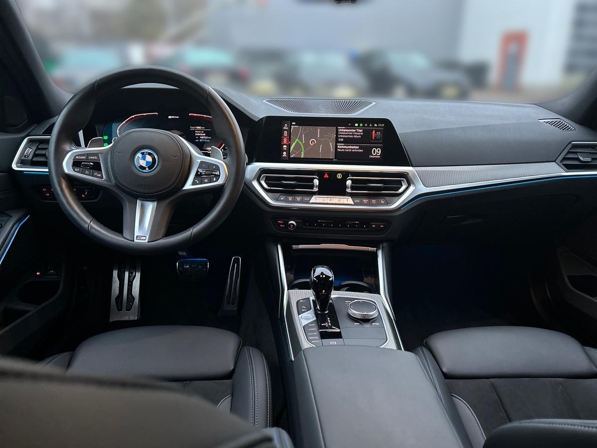 BMW 330e Tour.M-Sport,AHK,Laser,19