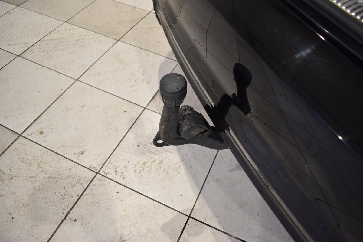 Audi A5 2.0TDI AHK APP NAVI SHZ PDC V+H