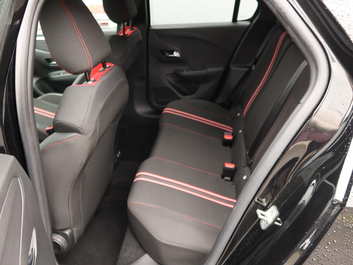 Opel Corsa GS Line*LED*KAMERA*SHZ*CARPLAY*ALLWETTER