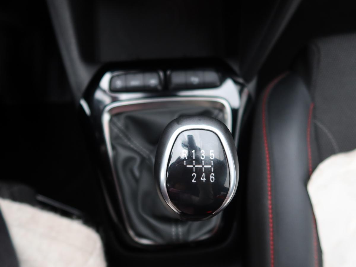 Opel Corsa GS Line*LED*KAMERA*SHZ*CARPLAY*ALLWETTER