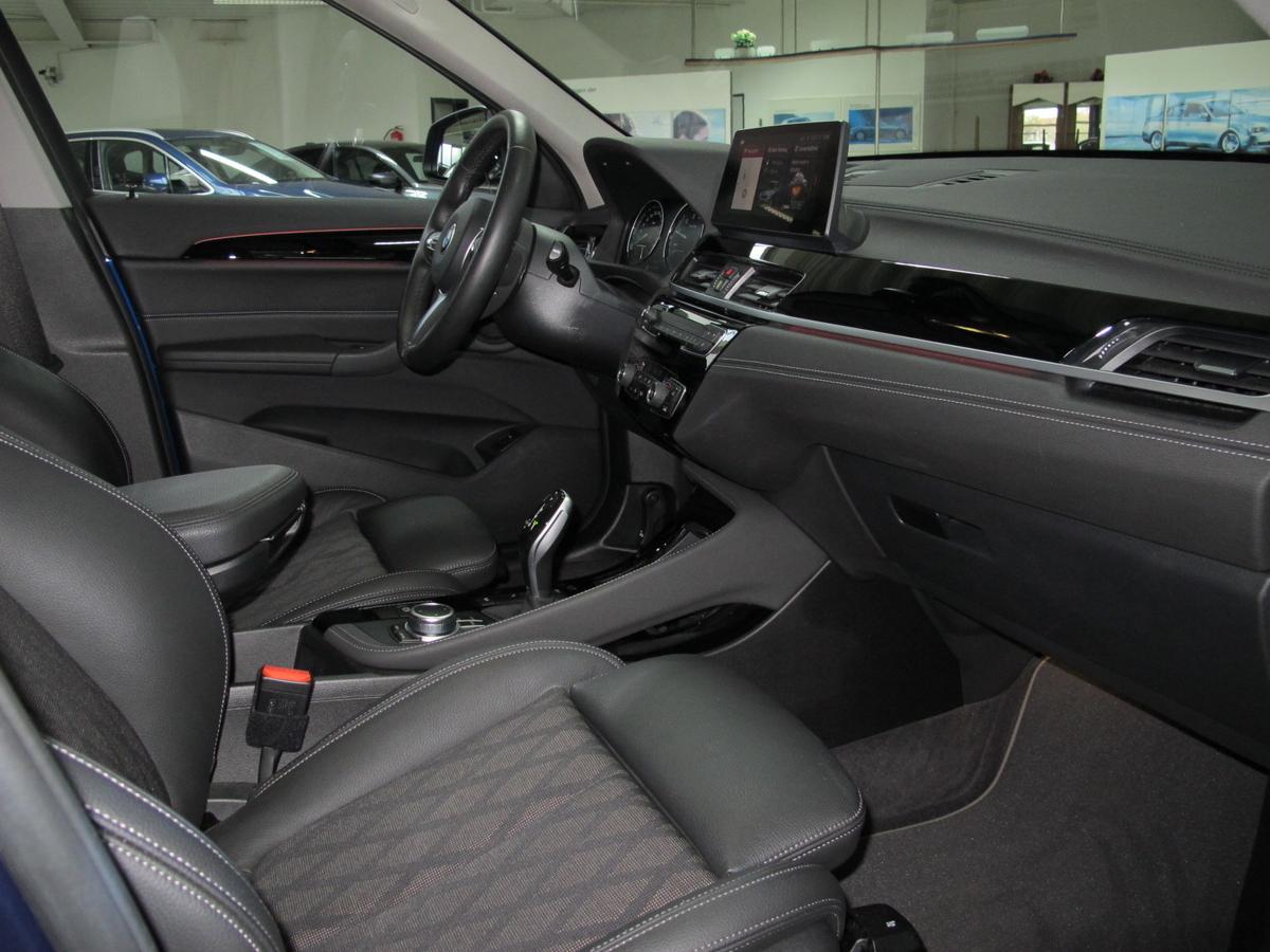 BMW X1xDrive25i xLine LED Navi Kamera PDC Sitzhz.