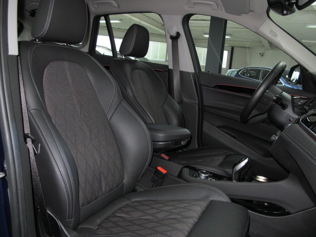BMW X1xDrive25i xLine LED Navi Kamera PDC Sitzhz.