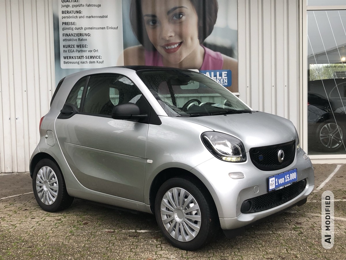 Smart ForTwo EQ PANORAMA*NAVI*COOL&MEDIA*SHZG*ALLWE