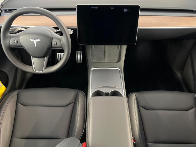 Tesla Model Y Performance Dualmotor-Allrad Leder+21...