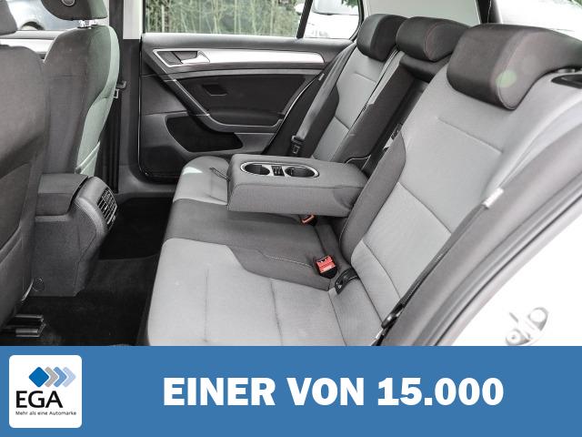 Volkswagen Golf VII e- Navi LED Scheinwerferreg. ACC 2-Zonen-Klimaautom Klimaautom Fahrerpr