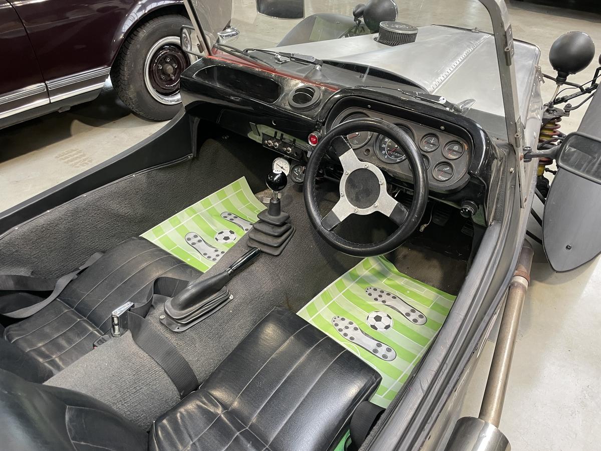 Andere  Dutton 2.0L wie Lotus+Caterham H-Abnahme