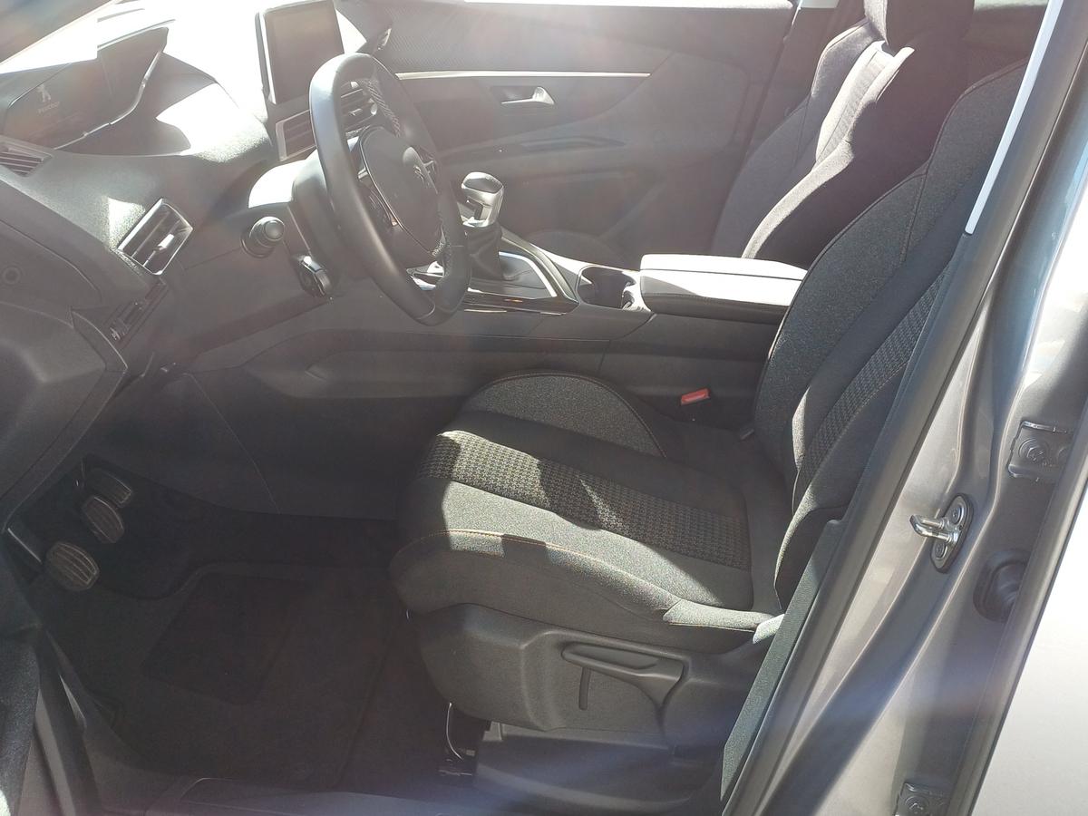 Peugeot 3008 1.2 PURE TECH 130 ACTIVE KLIMA ALU NAVI PDC SHZ CAMER  