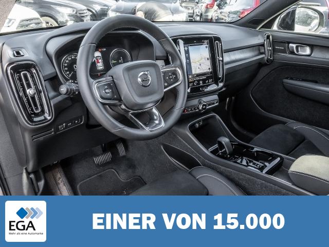 Volvo XC40 Plus Dark Recharge Plug-In Hybrid 2WD T5 Twin Engine EU6d StandHZG Navi dig
