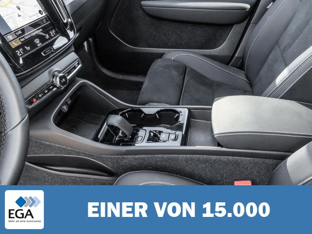 Volvo XC40 Plus Dark Recharge Plug-In Hybrid 2WD T5 Twin Engine EU6d StandHZG Navi dig