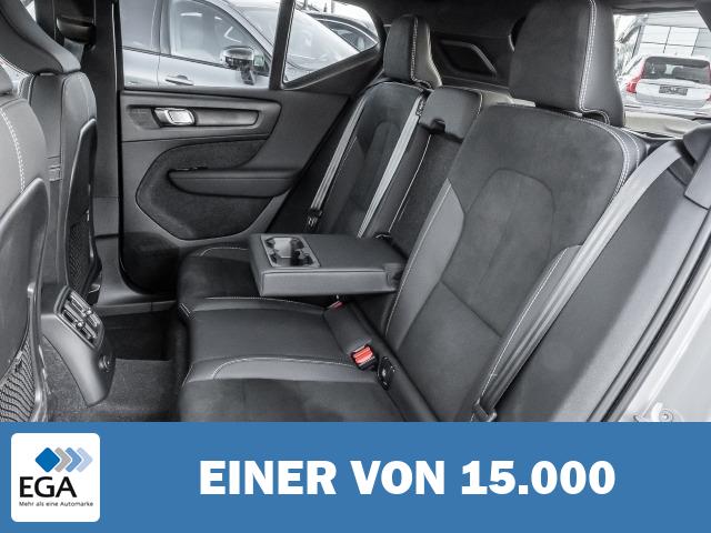 Volvo XC40 Plus Dark Recharge Plug-In Hybrid 2WD T5 Twin Engine EU6d StandHZG Navi dig
