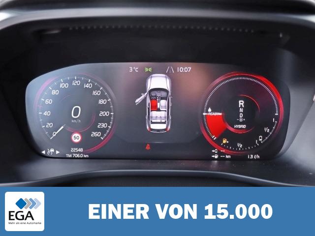 Volvo XC40 Plus Dark Recharge Plug-In Hybrid 2WD T5 Twin Engine EU6d StandHZG Navi dig