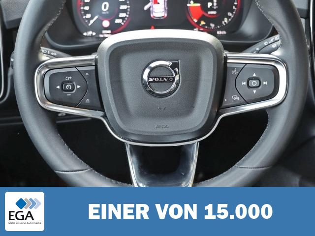 Volvo XC40 Plus Dark Recharge Plug-In Hybrid 2WD T5 Twin Engine EU6d StandHZG Navi dig