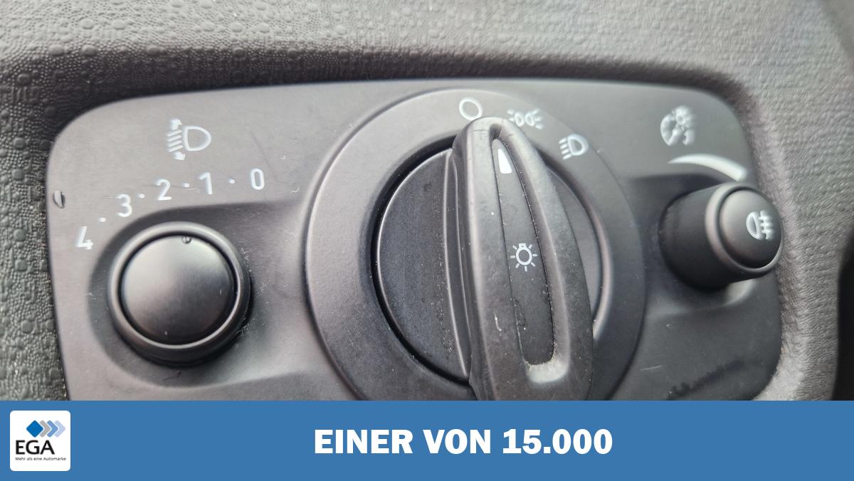 Ford Fiesta SYNC Edition, Klima, Tagfahrlicht, Einparkhilfe