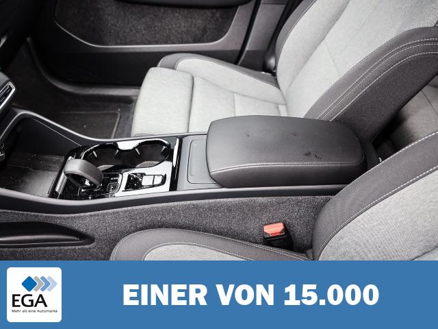 Volvo XC40 Plus Dark 2WD B3 EU6d digitales Cockpit Memory Sitze Soundsystem HarmanKard