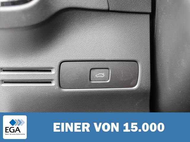 Volvo XC40 Plus Dark 2WD B3 EU6d digitales Cockpit Memory Sitze Soundsystem HarmanKard