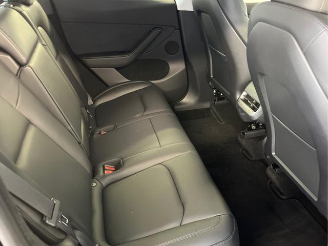 Tesla Model Y Performance Dualmotor-Allrad Leder+21...