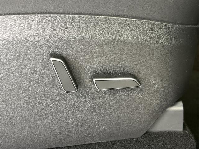 Tesla Model Y Performance Dualmotor-Allrad Leder+21...