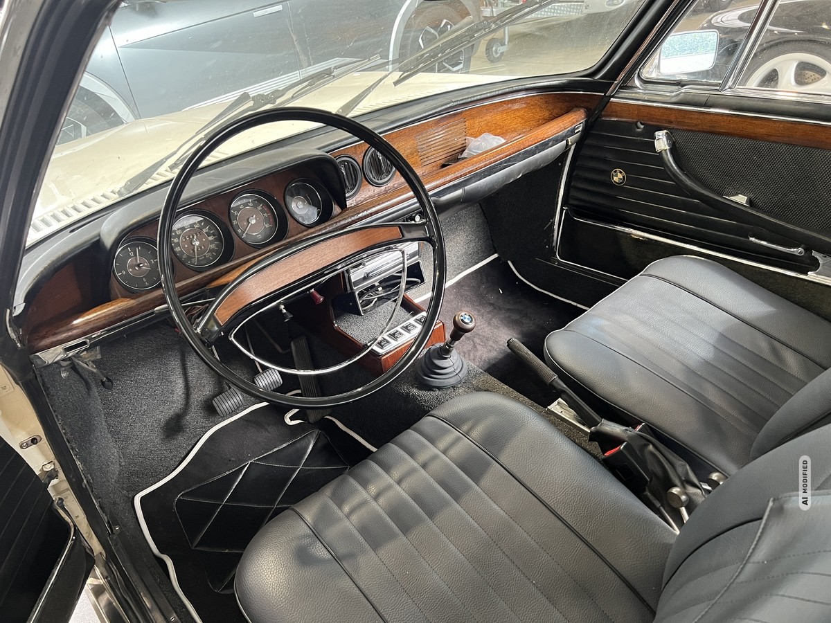 BMW 2000 CS Leder Neu+H abgenommen+vieles neu!!!