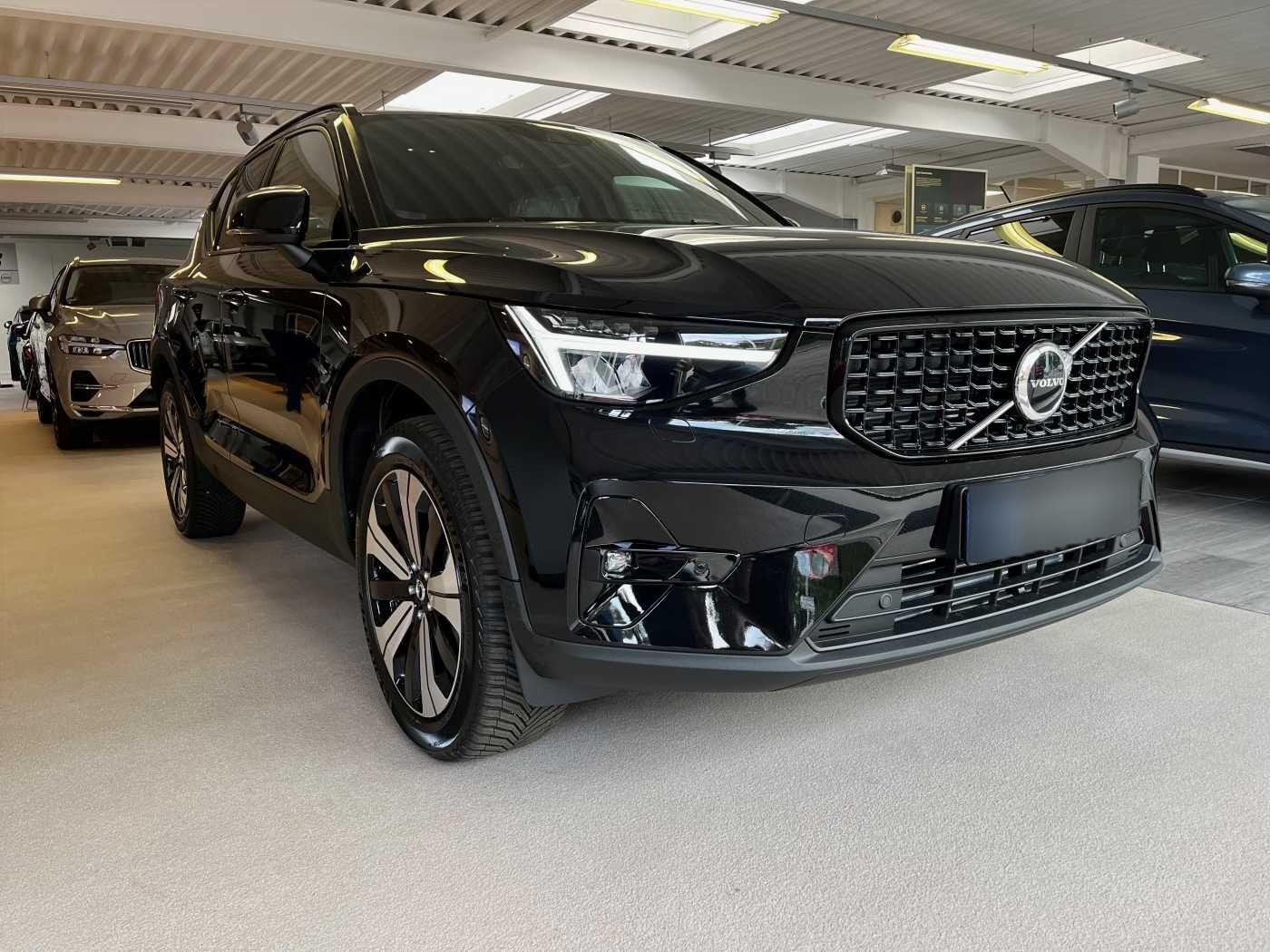 Volvo XC40 XC40 Plus Dark Recharge Plug-In Hybrid 2WD
