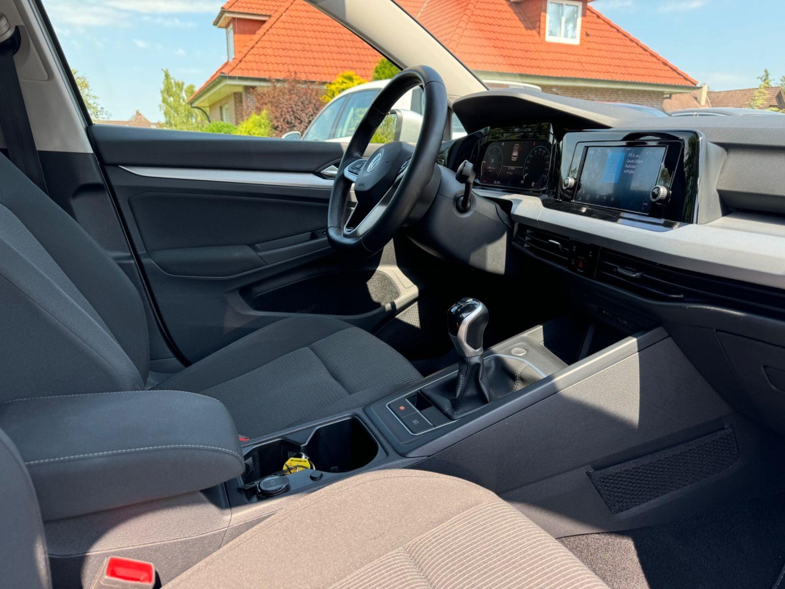 Volkswagen Golf VIII 2,0 TDI Limousine,PDC,VCockpit,1HD,TOP