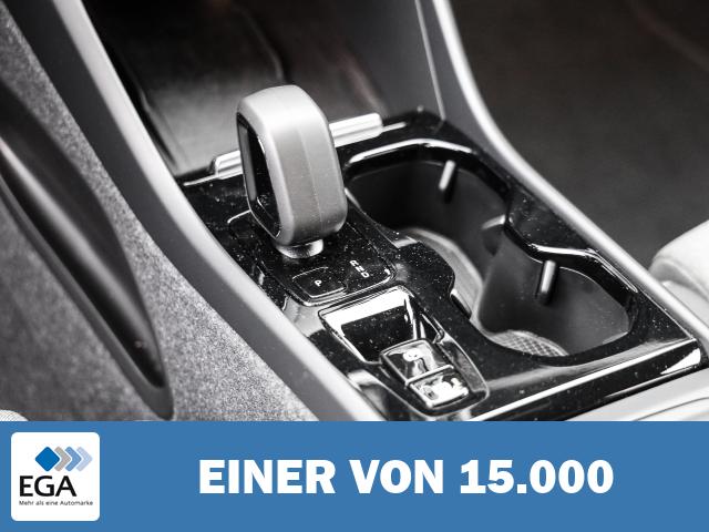 Volvo XC40 Plus Dark 2WD B3 EU6d digitales Cockpit Memory Sitze Soundsystem HarmanKard