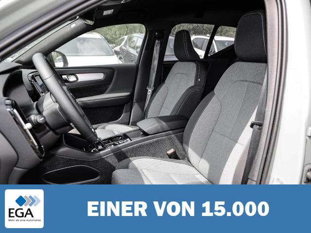 Volvo XC40 Plus Dark Recharge Plug-In Hybrid 2WD T5 Twin Engine EU6d StandHZG Navi dig