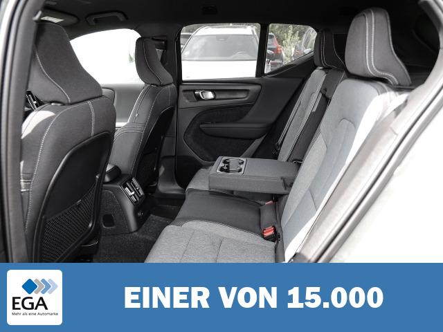 Volvo XC40 Plus Dark Recharge Plug-In Hybrid 2WD T5 Twin Engine EU6d StandHZG Navi dig