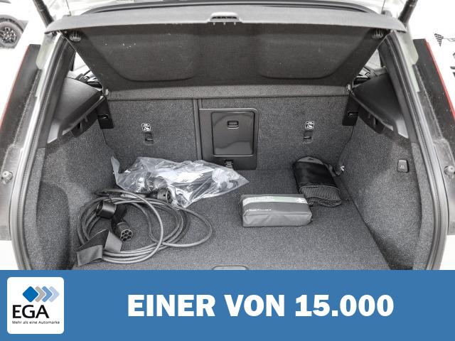Volvo XC40 Plus Dark Recharge Plug-In Hybrid 2WD T5 Twin Engine EU6d StandHZG Navi dig