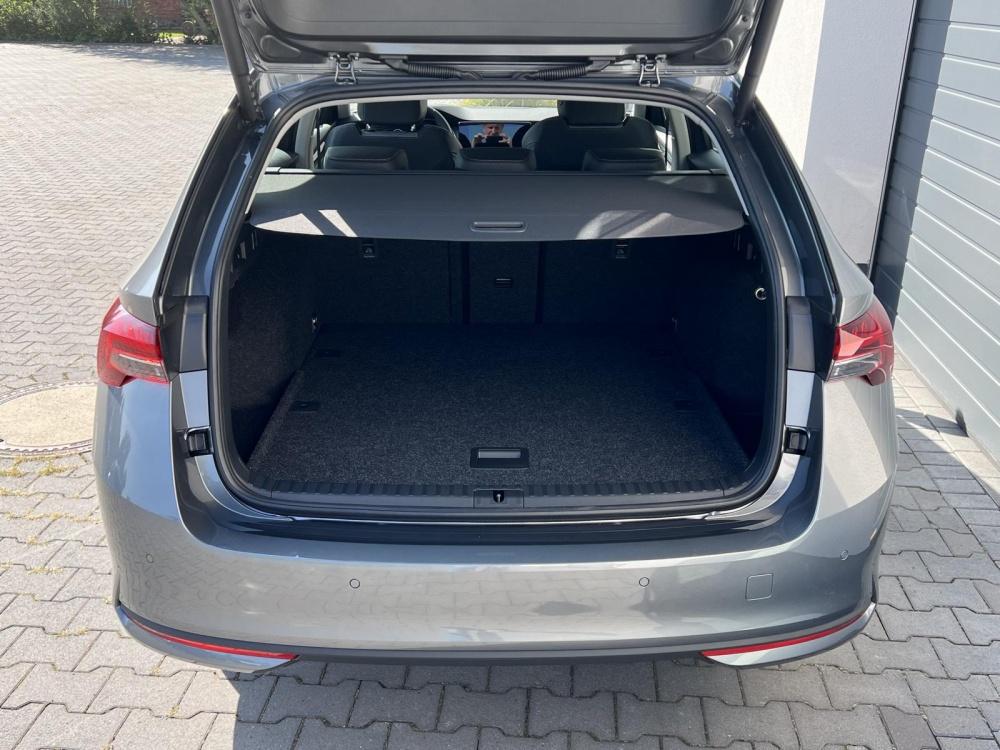 Skoda Octavia Combi Selection 2,0 TDI DSG 110KW ACC Winter