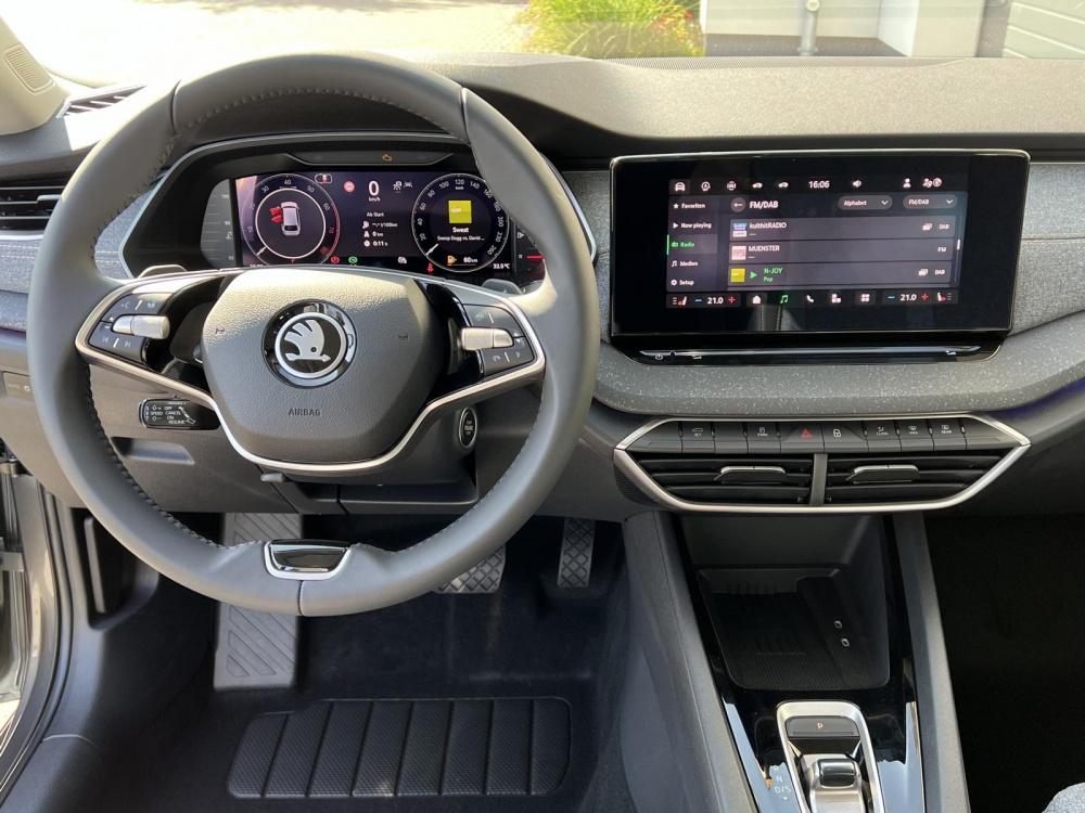 Skoda Octavia Combi Selection 2,0 TDI DSG 110KW ACC Winter