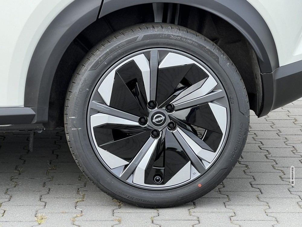 Nissan Juke Acenta 1,6 DIG-T Hybrid MMA Winterpaket