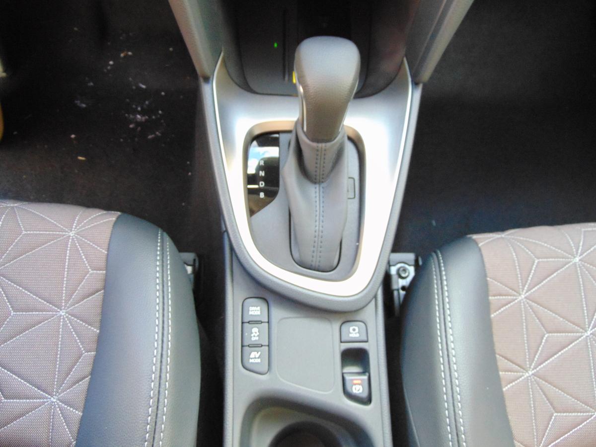 Toyota Yaris Cross 1.5 Hybrid Style - Navi - e.Hklappe - R.Kamera 