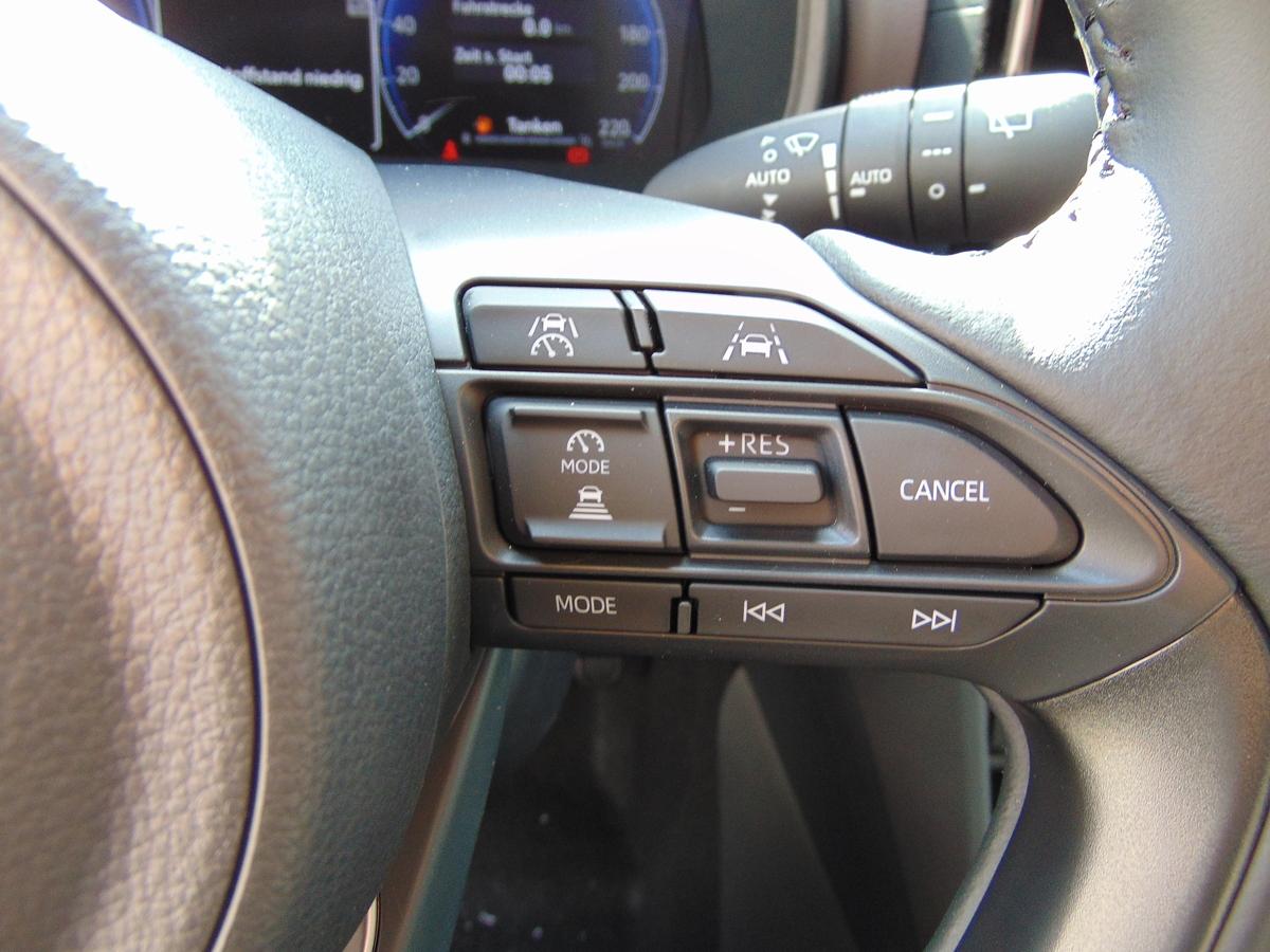Toyota Yaris Cross 1.5 Hybrid Style - Navi - e.Hklappe - R.Kamera 