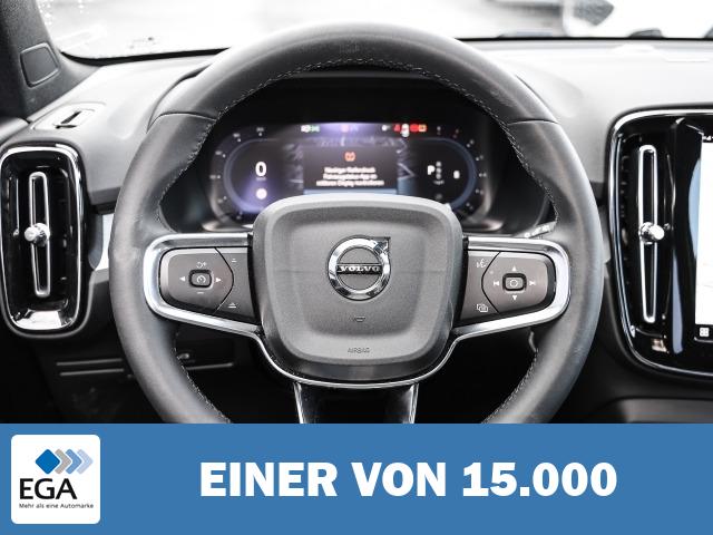 Volvo XC40 Plus Dark 2WD B3 EU6d digitales Cockpit Memory Sitze Soundsystem HarmanKard