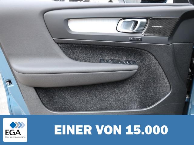Volvo XC40 Plus Dark 2WD B3 EU6d digitales Cockpit Memory Sitze Soundsystem HarmanKard