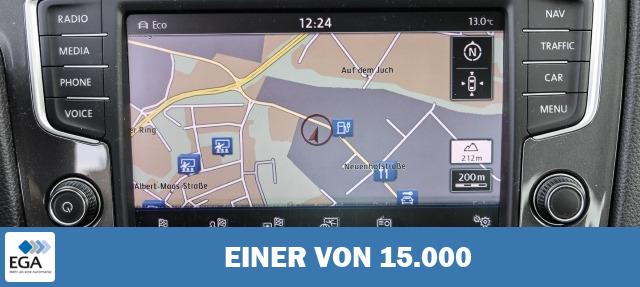Volkswagen Golf VII e- Navi LED Scheinwerferreg. ACC 2-Zonen-Klimaautom Klimaautom Fahrerpr
