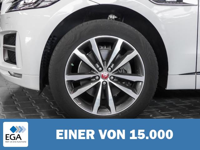 Jaguar F-Pace R-Sport AWD 30t EU6d-T Allrad AHK-el. klappb. AHK-klappbar AHK Navi digit
