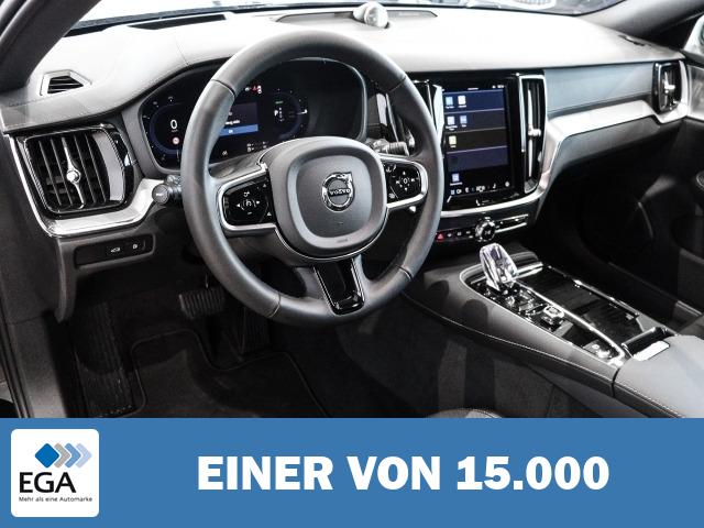 Volvo V60 T8 AWD Ultra Dark Recharge Plug-In Hybrid Twin Engine EU6d
