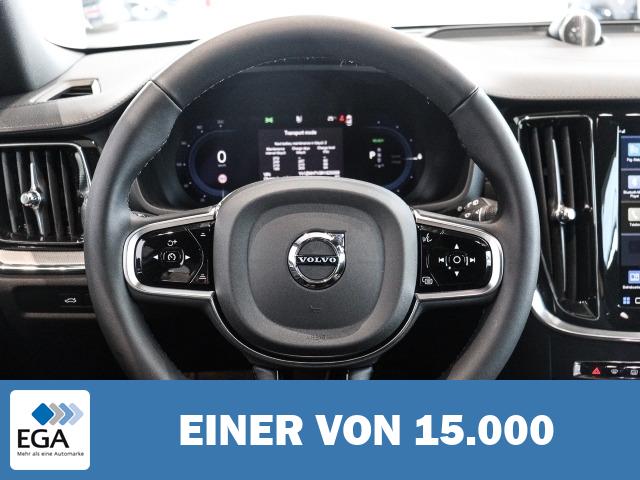 Volvo V60 T8 AWD Ultra Dark Recharge Plug-In Hybrid Twin Engine EU6d